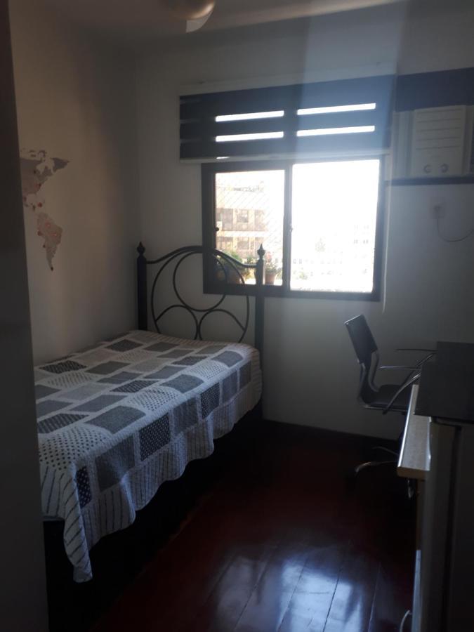 Bed & Breakfast Hosts In Rio